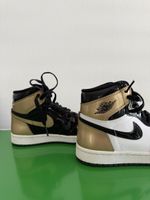 Nike air Jordan Gold Toe