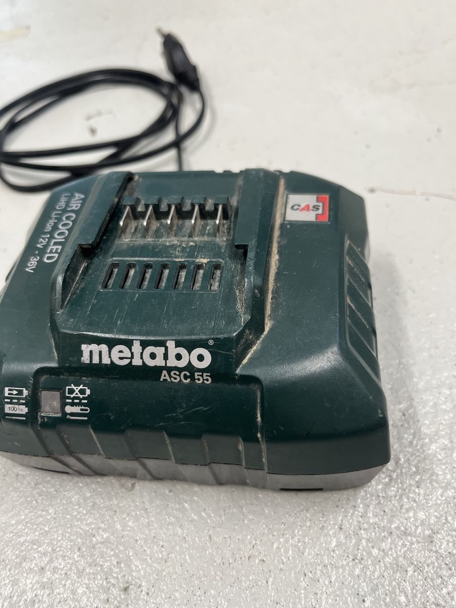 Metabo Akkus & Batterien: Metabo ASC 55 Ladegerät Air Cooled LiHD 12V-36V – Defekt aus Würenlos von jam_mv8g