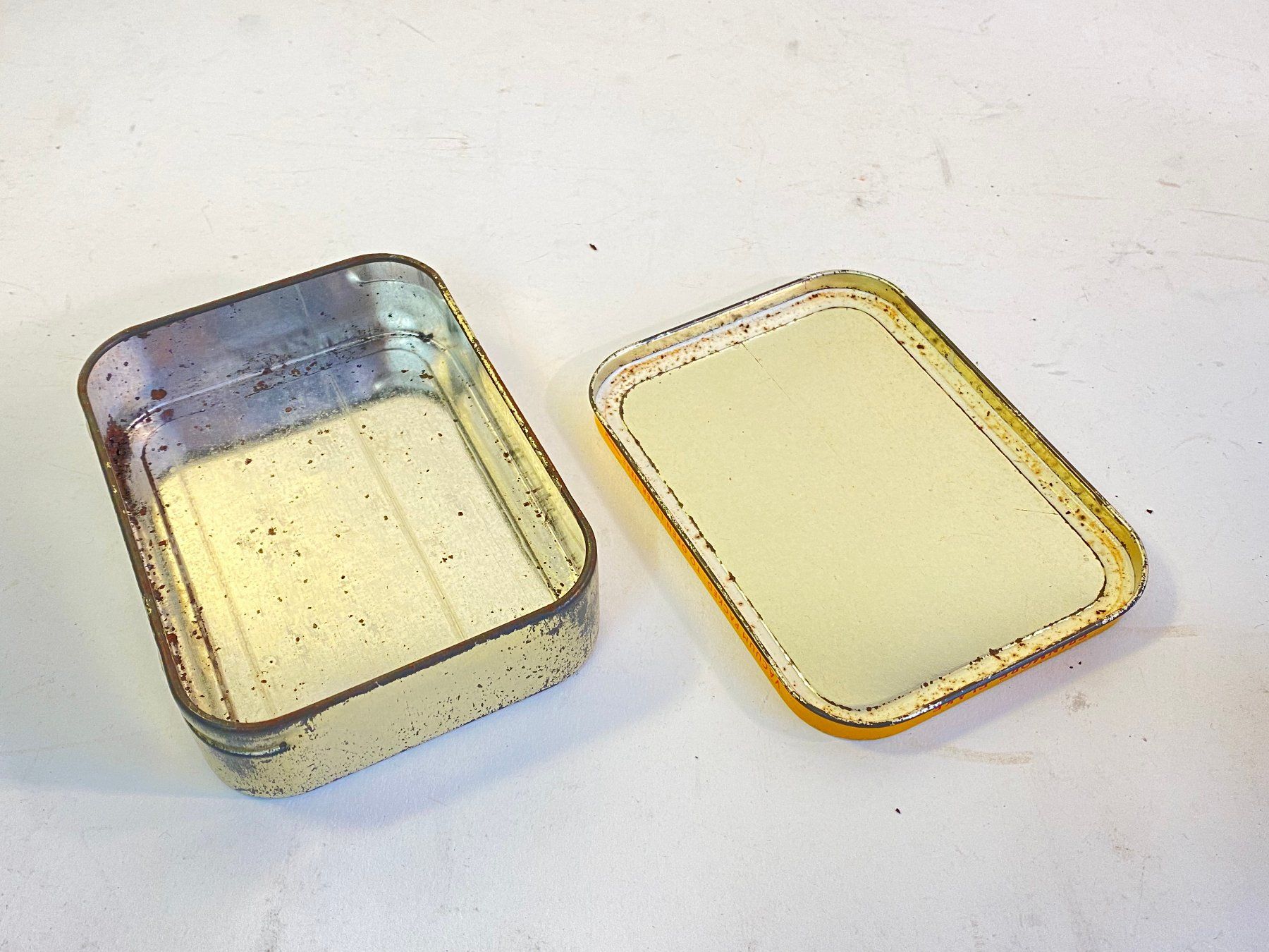 Barattoli: Vintage Blechdose, Tabakdose "Murray's Erinmore Flake" – Usato da Schaffhausen venduto da VintageCity 8