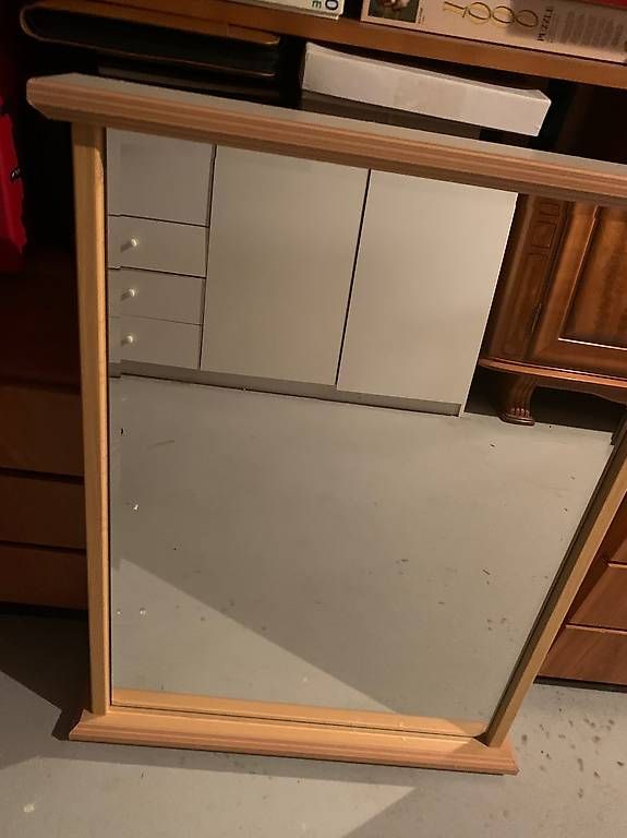 Pfister Spiegel: Wandspiegel – Gebraucht aus Zollikofen von alm_r6f5