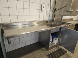 Einlauftisch mit Unterbau zu Geschirrspüler