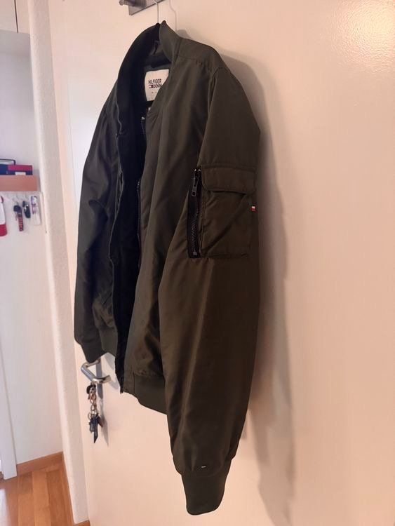 Tommy Hilfiger Giacche: Tommy Hilfiger Bomberjacke XL Top – Usato da Unterseen venduto da valcon 1