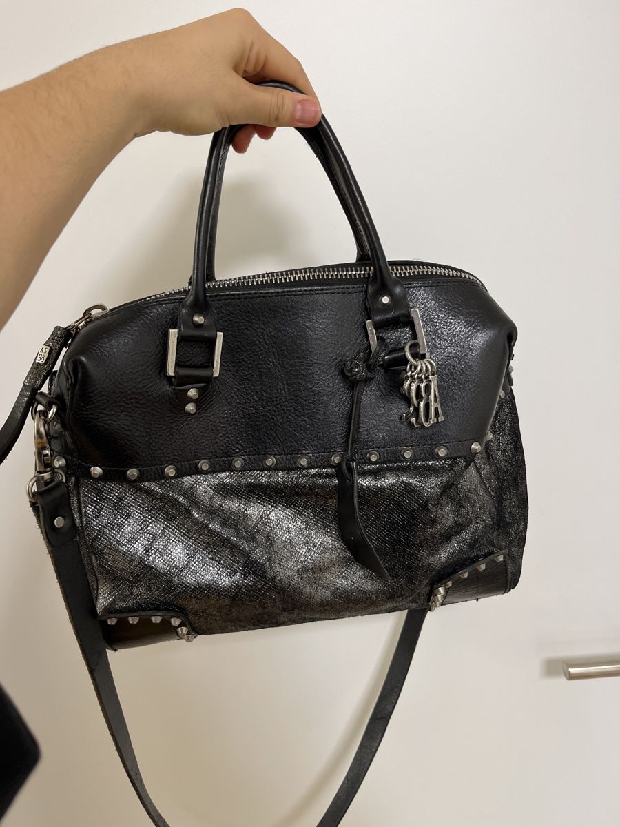 As98 Taschen für Damen: Schwarze silberne Ledertasche AS98 – Gebraucht aus Richterswil von Nic_s