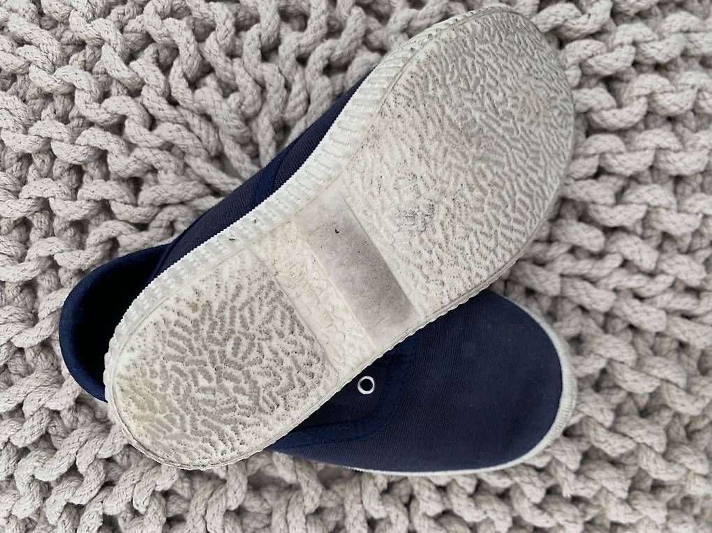 Schuhe für Jungen: Schuhe Grösse 30 – Gebraucht aus Otelfingen von che_26d5 1