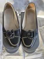 Mocassins Tod's, taille 39, noir, cuir