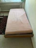 Einzelbett 90x200 inkl Matratze, Kissen und Decken,Holzrahme