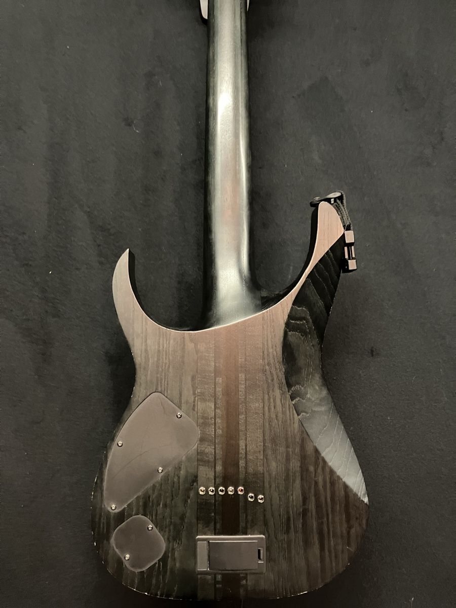 Ibanez Musikinstrumente: Ibanez RGIT27FE Iron Label 7 String – Gebraucht aus Basel von VandF 3