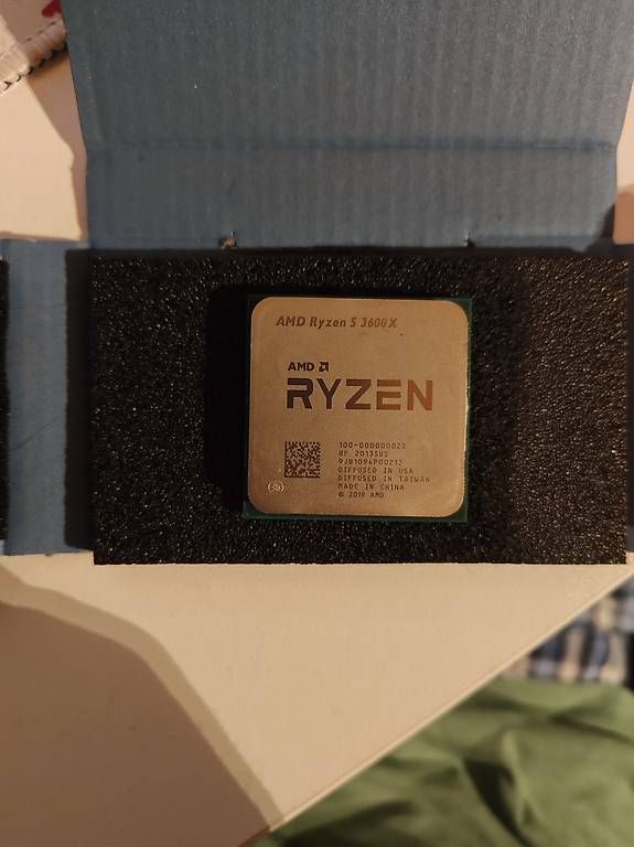 PCs: Ryzen 5 3600 X – D'occasion à Nürensdorf par Santoryuu