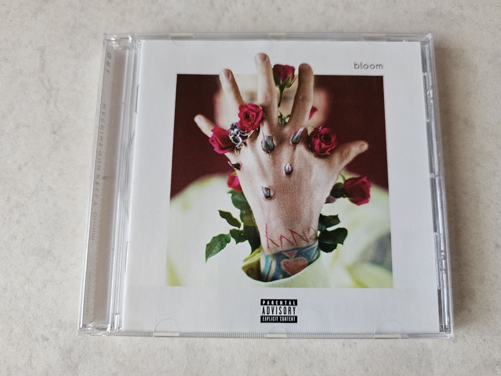 CD: Machine Gun Kelly  -  Bloom – Usato da Schneisingen venduto da backstore24