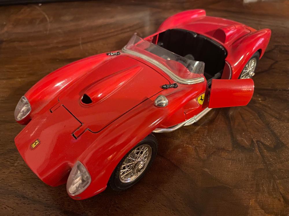 Bburago Ferrari Testarossa Kaufen Auf Ricardo