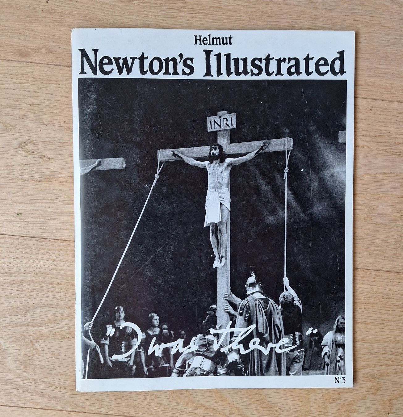 Riviste & Magazine: Helmut Newton's Illustrated Nr. 3 – Usato da Züberwangen venduto da Christine55