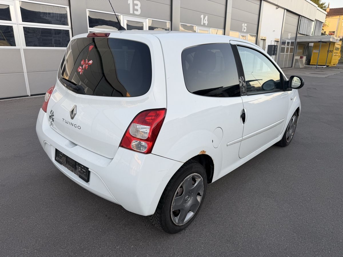Renault Autos: Renault Twingo 1.2 – D'occasion à Kreuzlingen par PTM_X 2