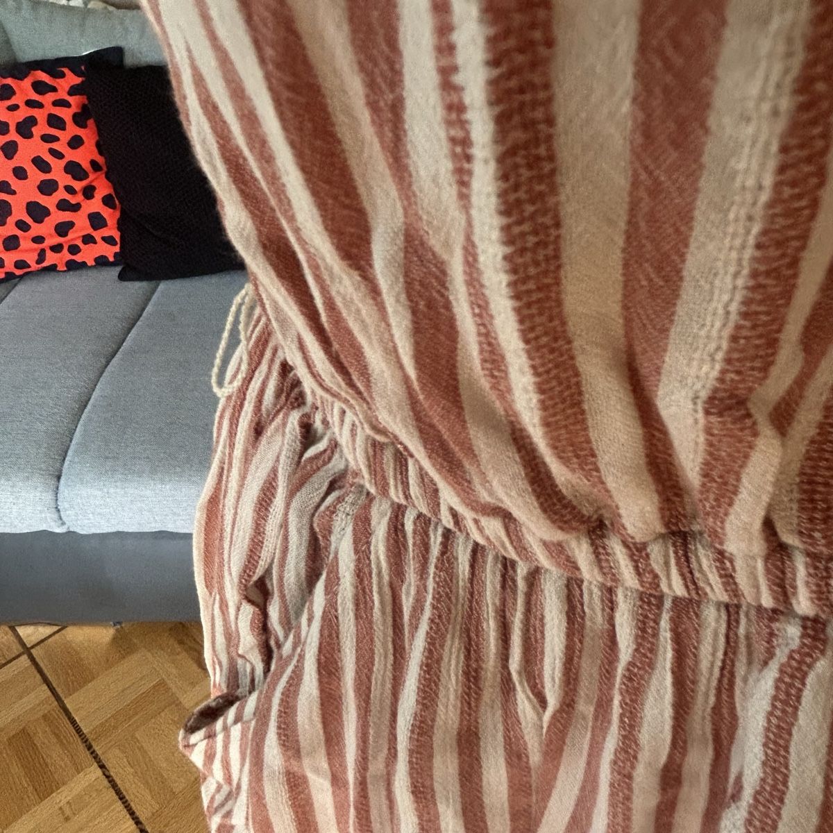 Vestiti: AMERICAN EAGLE robe ❣️ M – Usato da Fribourg venduto da ficelle_de_luge 2