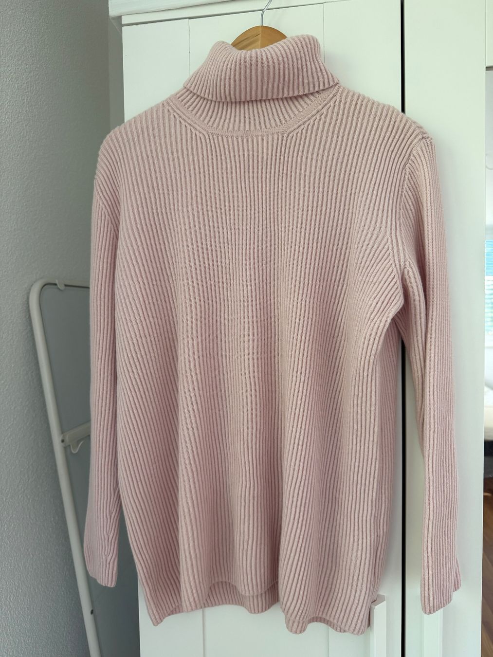 Madeleine Maglioni & Felpe: Madeleine Kaschmir Damen Rollkragenpullover rosa – Usato da Buchs SG venduto da VintageHomeCH