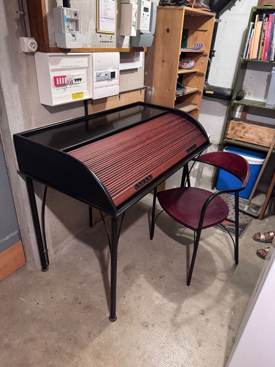 Bureaux: Secrétaire  – D'occasion à Prangins par oli_6gk6 1