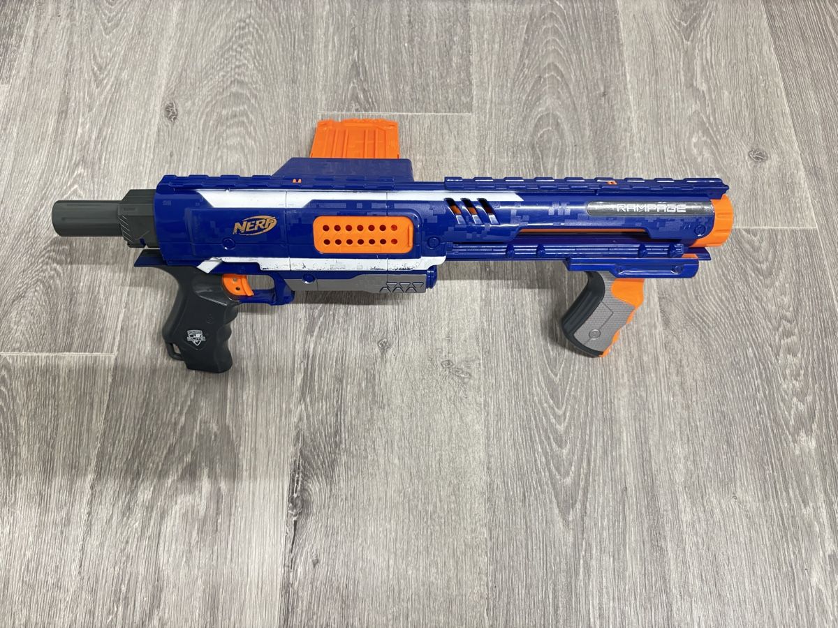 Nerf Giocattoli: NERF Rampage – Usato da Lyss venduto da dealstock