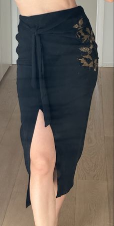Massimo Dutti Black Midi Skirt - Size 36 - Like New! (51)