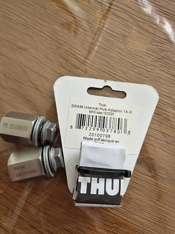 Laufwerke & Adapter: Thule Adapter  – Neu und originalverpackt aus solothurn von sannschain