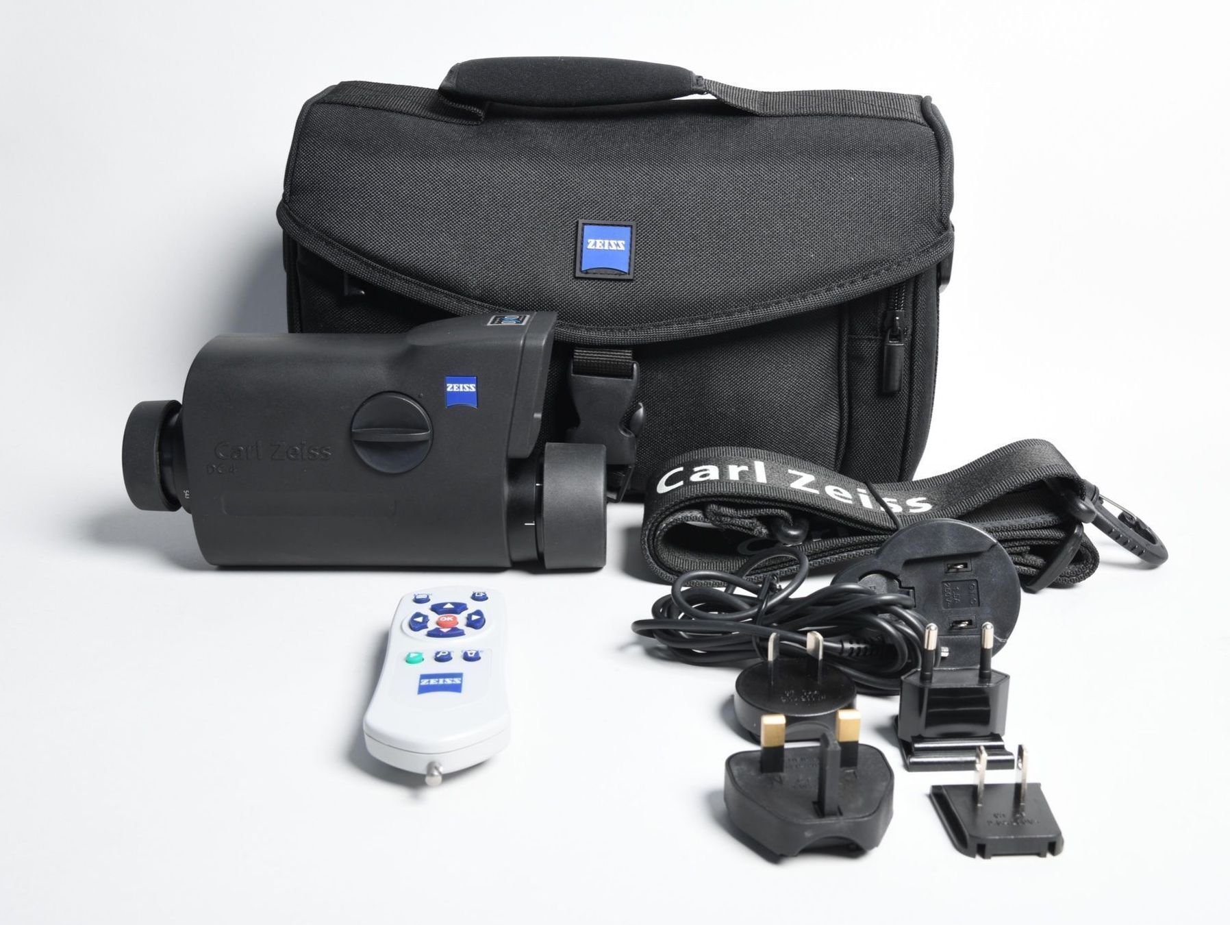 Zeiss Binocoli: Zeiss Kamera-Okular DC4 Diascope – Nuovo e nell'imballaggio originale da Bellinzona venduto da CarpiFotoSA 1