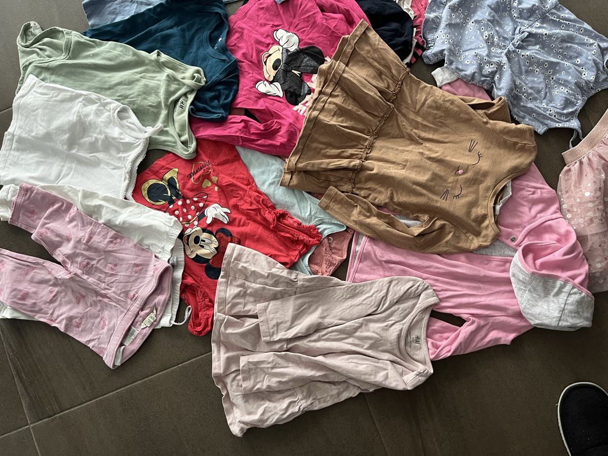 Lotti & Set di vestiti: Mädchen Kleiderpaket, Grösse 92 – Usato da Abtwil SG venduto da Isi1 2