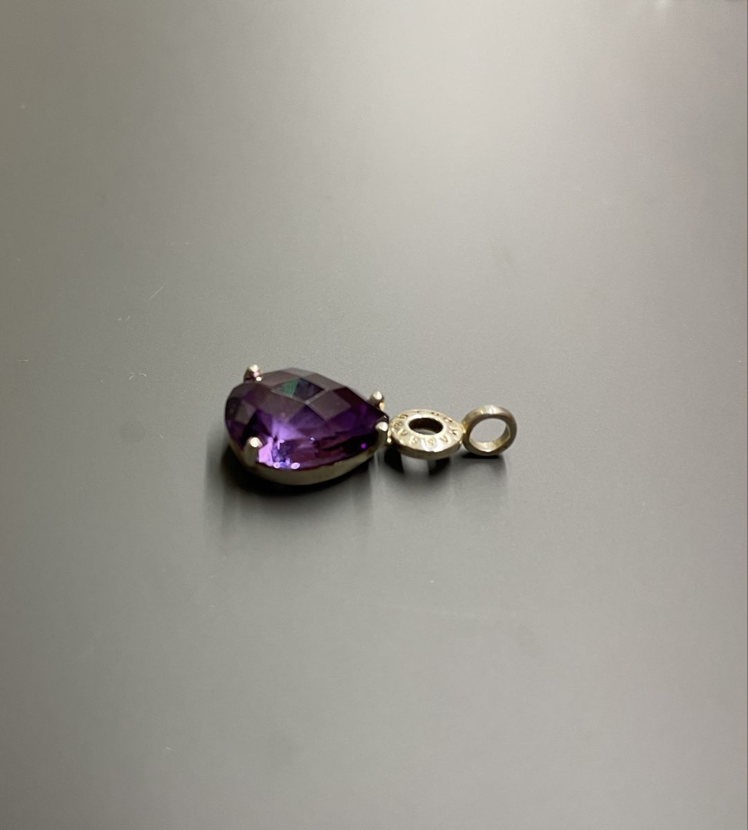 Thomas Sabo Pendentifs: Thomas Sabo Charm Edelstein Violett – Neuf (Voir description) à Olten par lau_rtx9