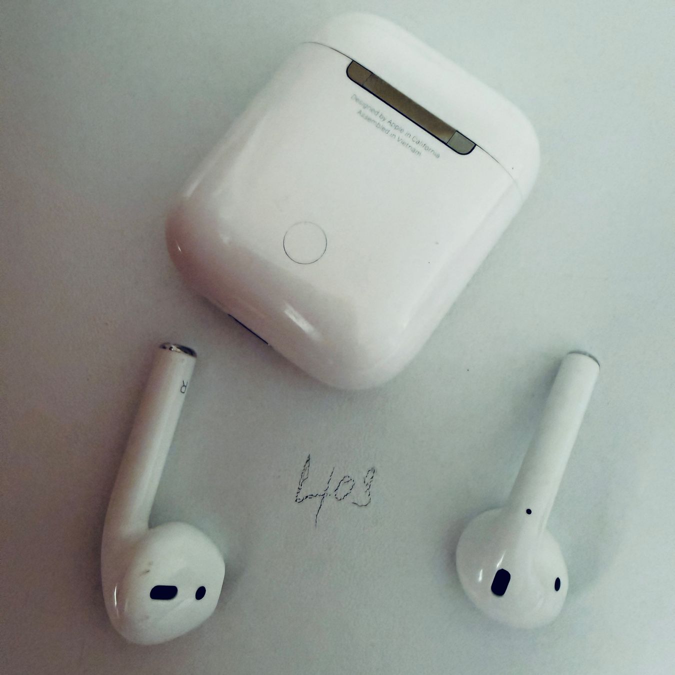 Apple Cuffie: Original Apple AirPods 2 Gen. Wireless Kopfhörer & Case – Usato da Basel venduto da MY.AIRPODS.SHOP 5