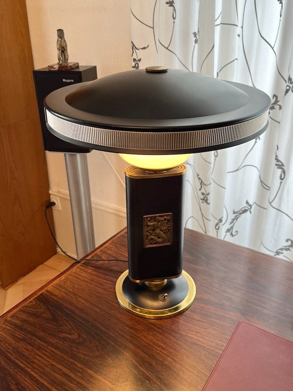 Lampade: Eileen Gray "Mermaid" Lampe – Usato da La Chaux-de-fonds venduto da ploumenec 2