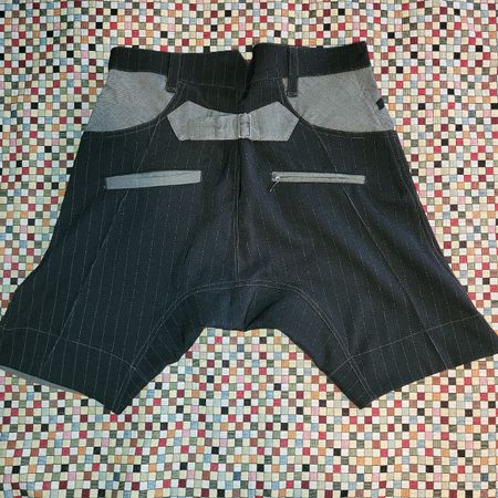 Denim Shorts mit Nadelstreifen