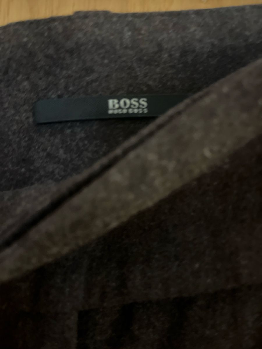 Hugo Boss Pantaloni: Hugo Boss wool Brown pants  – Usato da Porsel venduto da ali_tdk9 1