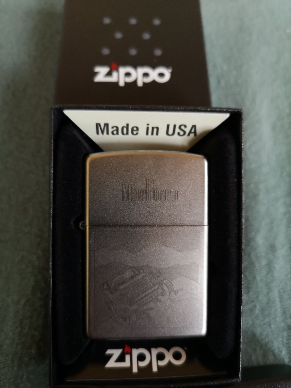 Zippo Feuerzeuge: Zippo Set – Neu und originalverpackt aus Alchenflüh von Kirsche1968 1