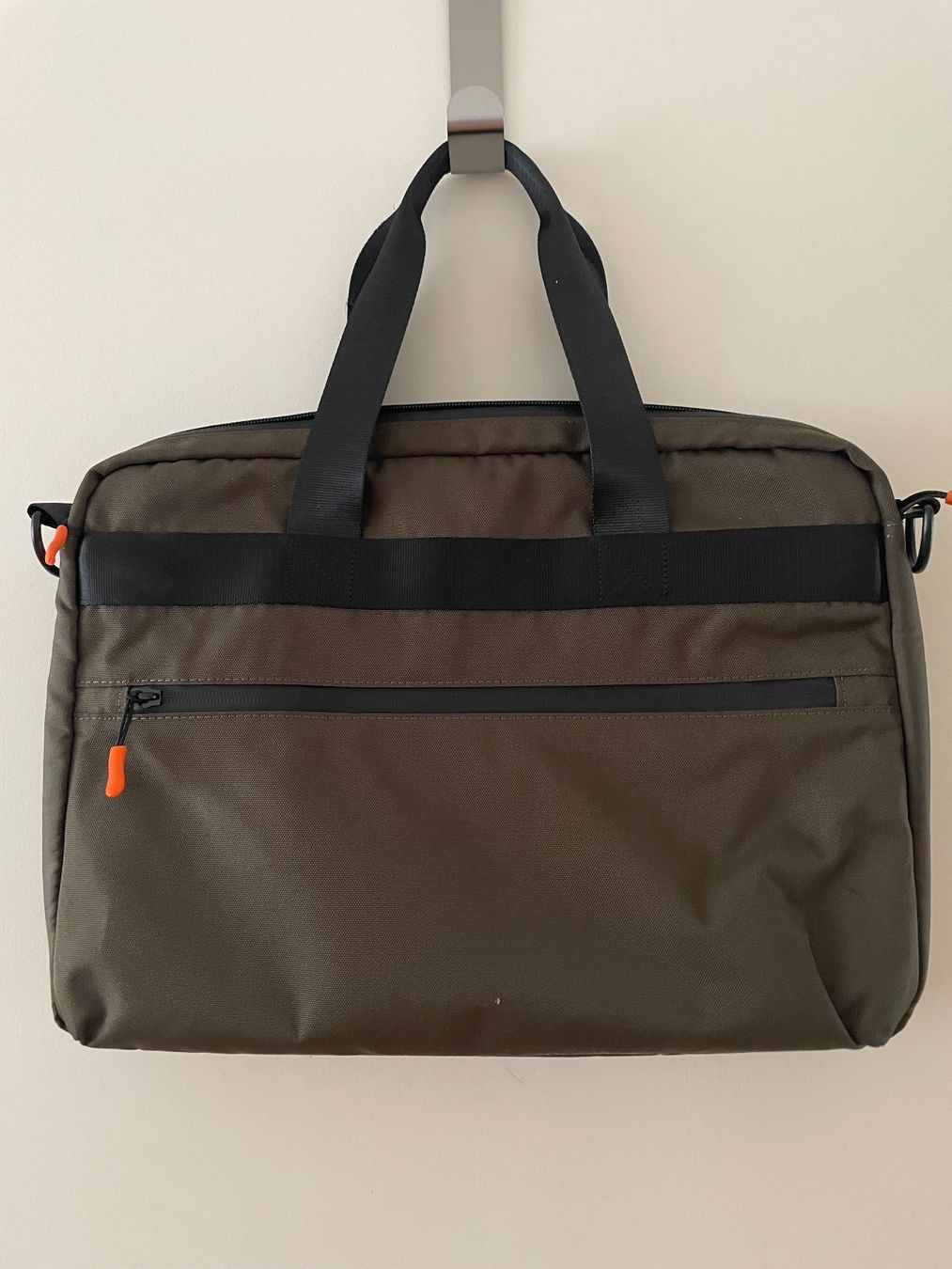 Sacs: Lazy Bear Notebooktasche – D'occasion à Freienbach par smart8807