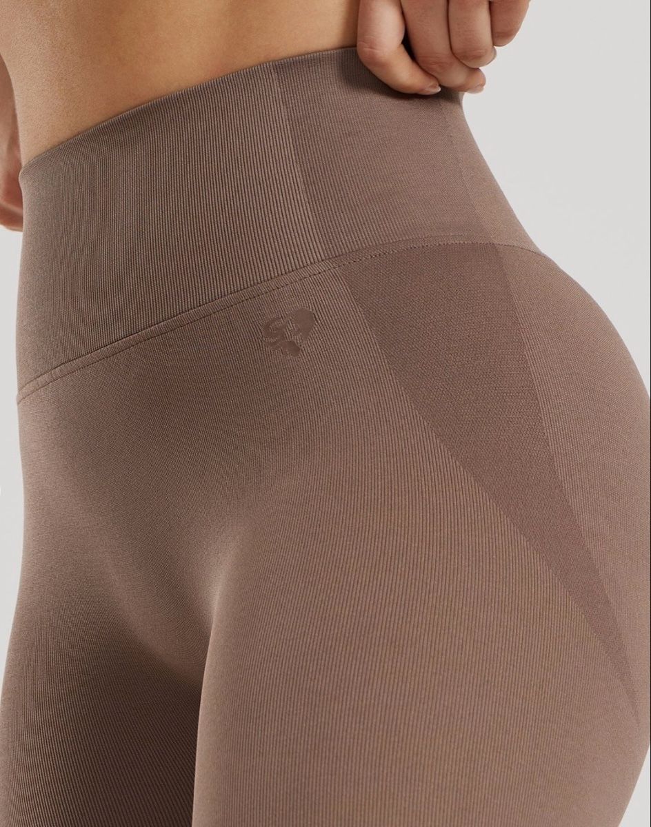 Leggings: WOMEN'S BEST • Leggings – Usato da Zell LU venduto da cel_8kjj 1