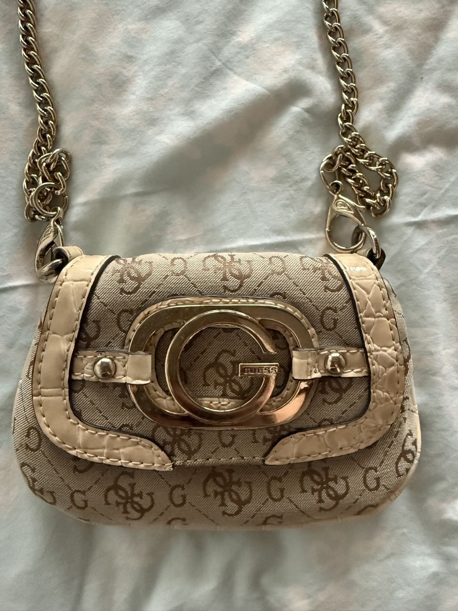 Guess Borse da donna: SAC À MAIN GUESS ORIGINAL - COMME NEUF – Nuovo (secondo la descrizione) da Fontainemelon venduto da Maxm66 1