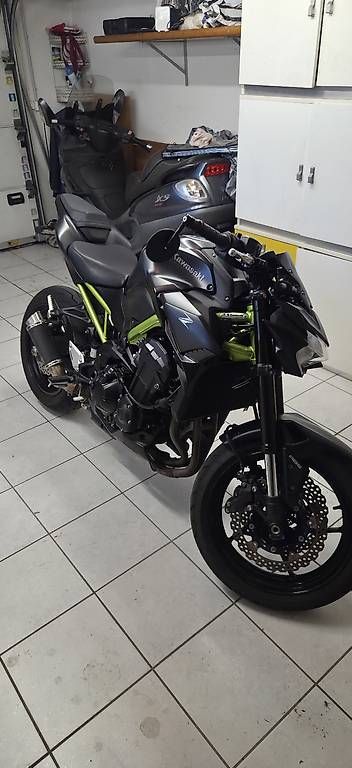 Kawasaki Strasse: Kawasaki Z900 35kw – Gebraucht aus Vacallo von ale_lzl2