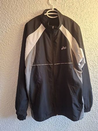Schwarze Vintage Jacke von Asics Grösse L 