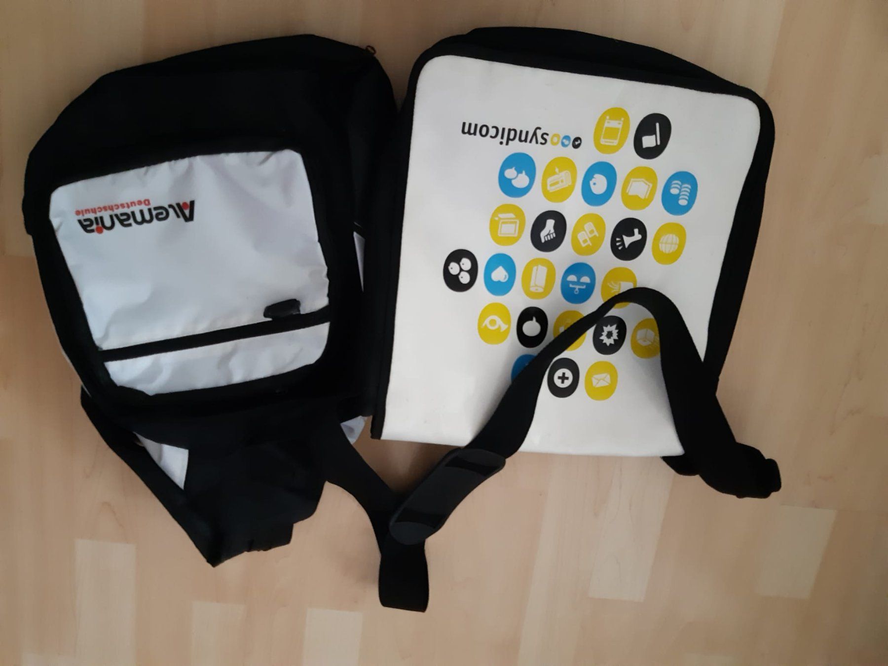 Borse: 2 REISETASCHE – Usato da sachseln venduto da soficool 3