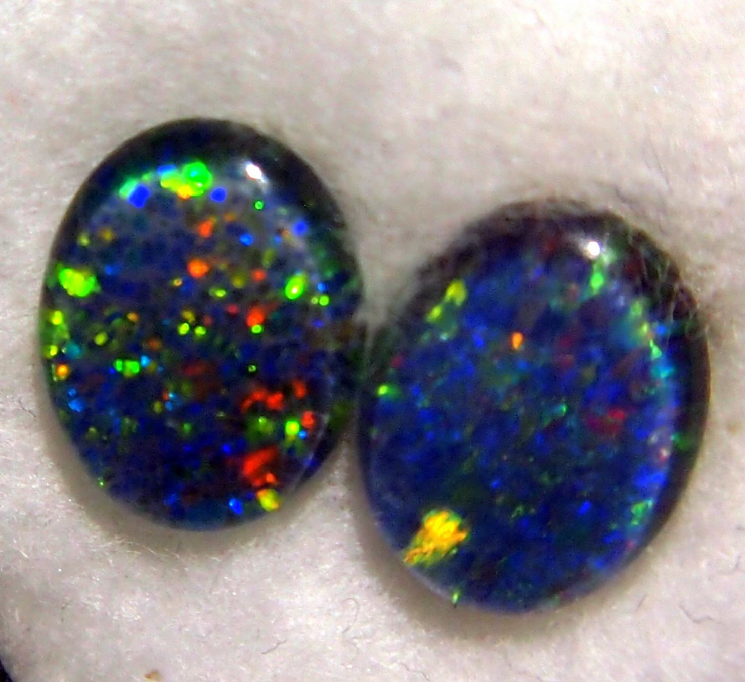 Edelsteine: 2 x 1,7 ct. Blackopal Triplette – Neu (gemäss Beschreibung) aus Reinach BL von Hesekiel39 4