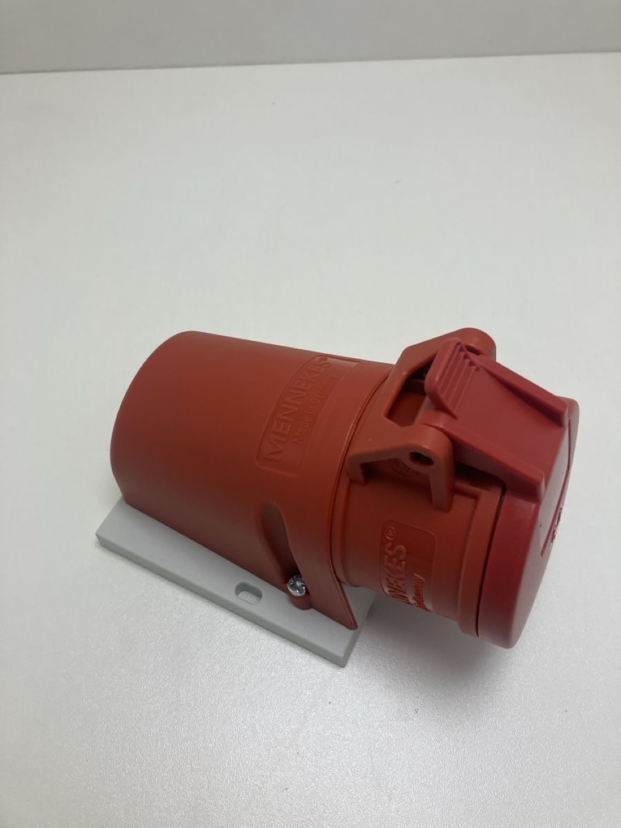 Mennekes Stecker: Mennekes CEE-Steckdose 16A, 5-polig, 6h – Neu und originalverpackt aus Bilten von Rocky1291 2