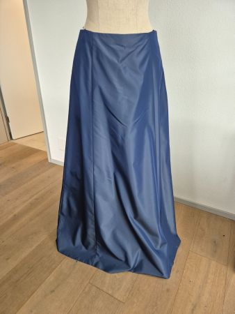 Bodenlanger Rock, Abendkleid, blau, leicht glänzend, Gr. 40