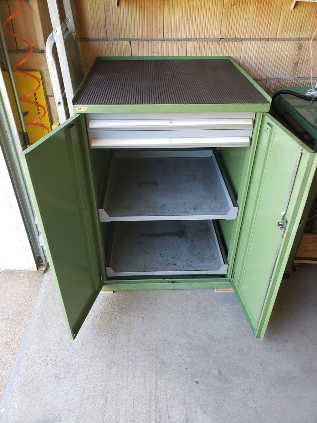 Lista Armadi: Armoire Lista d'atelier  USM – Usato da Saignelégier venduto da dot_vwp5 1