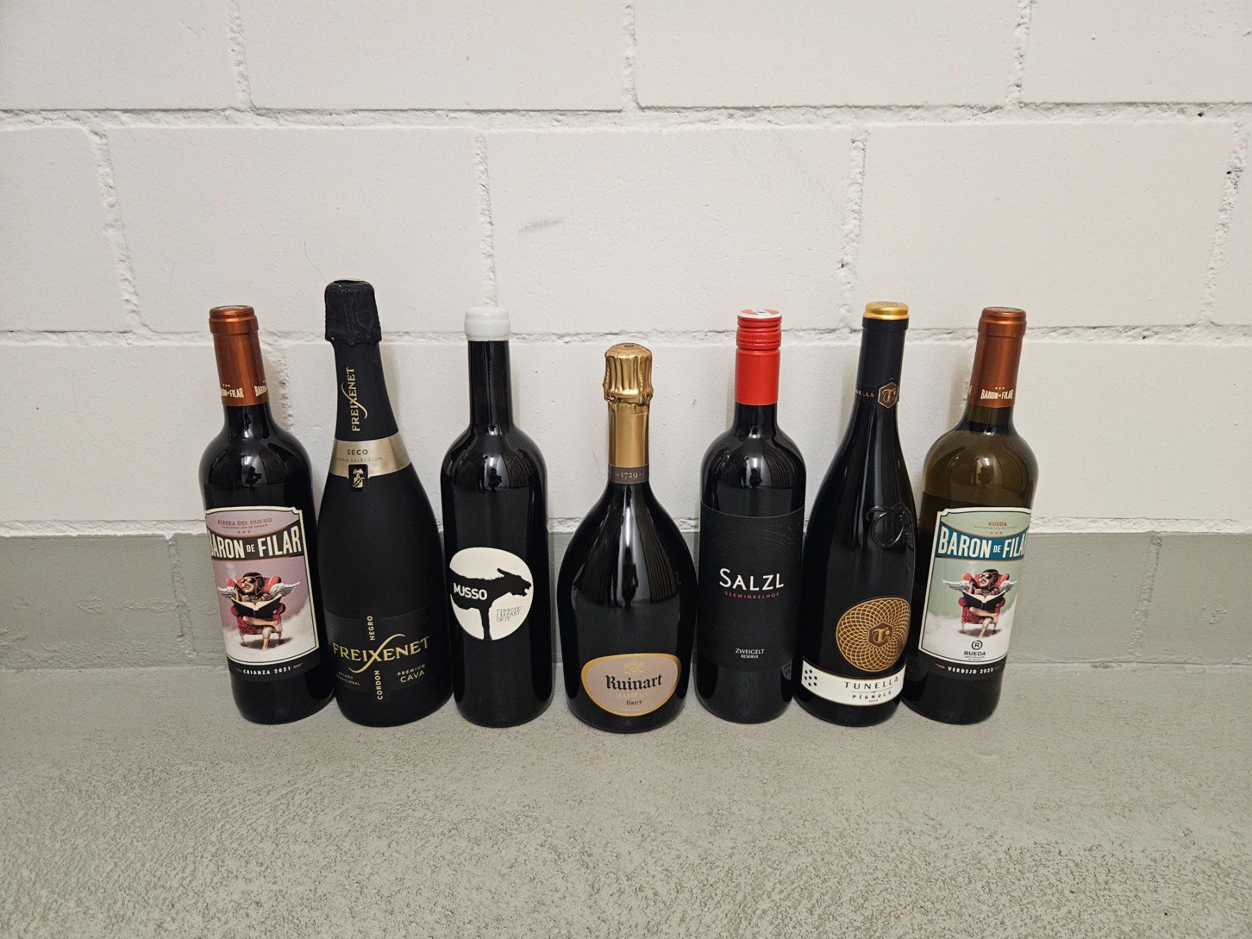 Wein: Weine-Sammlung: 🍷🍾 – Neu und originalverpackt aus Oftringen von Mrg3
