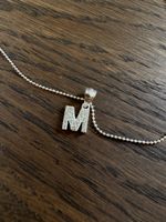 Halskette mit Anhänger “M” mit Zirkonia, 925 Silber