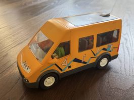 Playmobil City Life Schulbus
