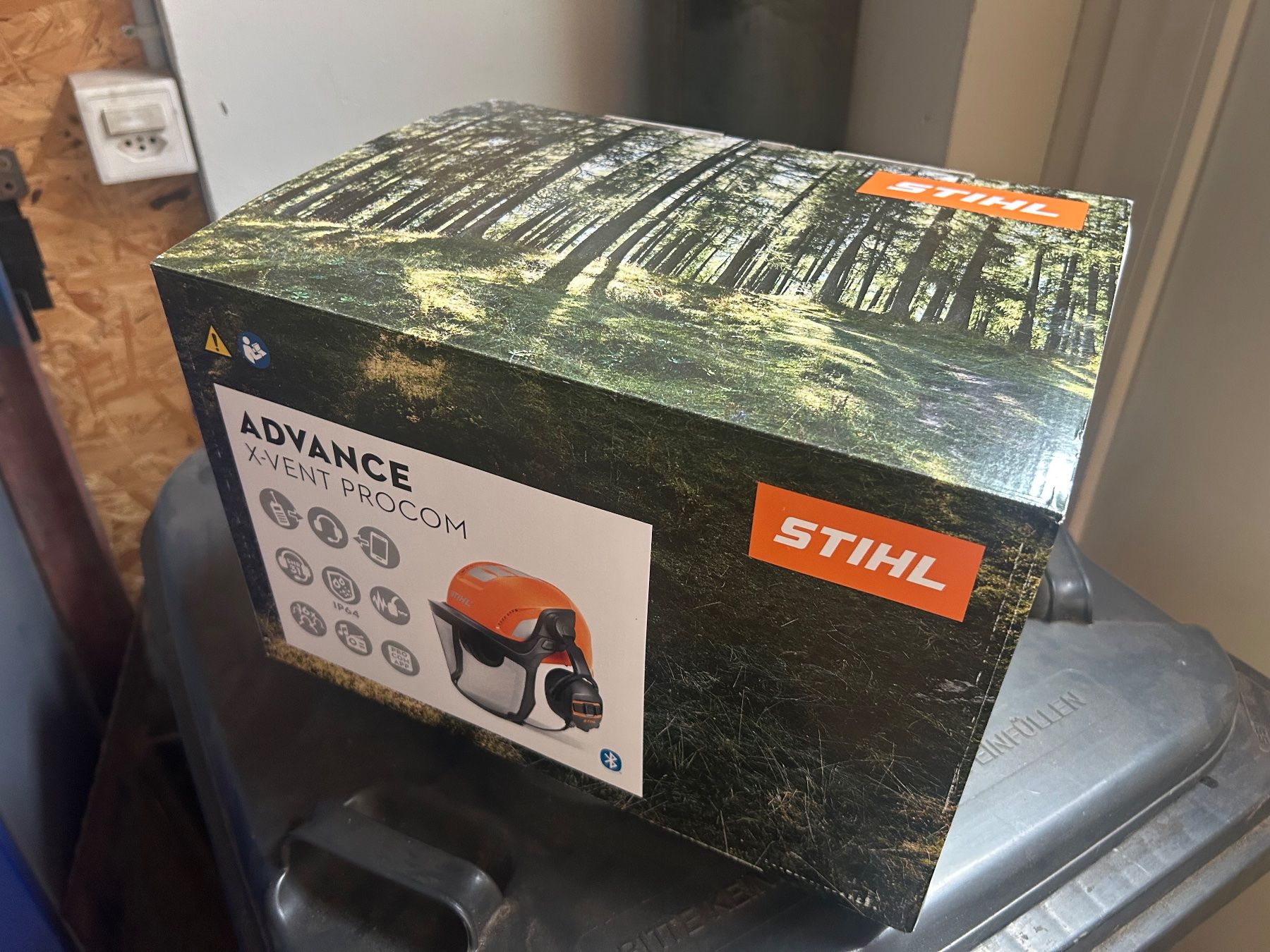 Stihl Seghe: Forsthelm STIHL ADVANCE X-Vent ProCOM – Nuovo e nell'imballaggio originale da Altdorf SH venduto da Rosebowl 1