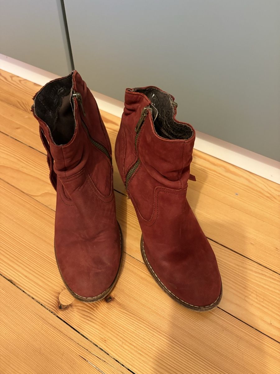 Chaussures femmes: Wildleder Stiefeletten – D'occasion à Winterthur par andObe 2