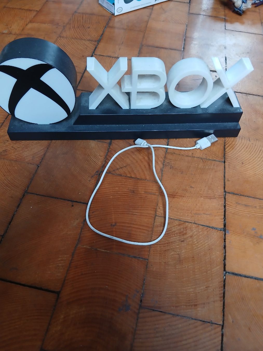 Lampade: luce Xbox  – Usato da Locarno venduto da sch_r2rh 1
