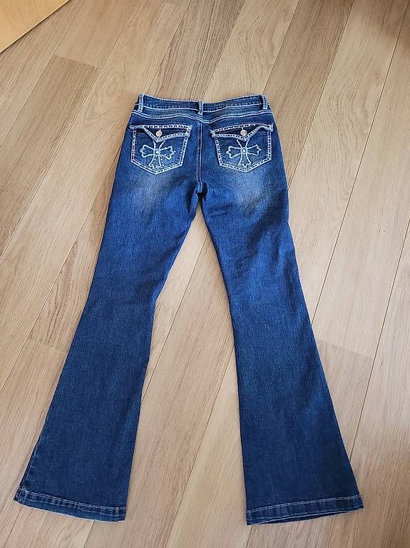 Jeans: Jeans Missie Gr. 36-38 - bootcut – Usato da Muttenz venduto da Chipsy2009 1