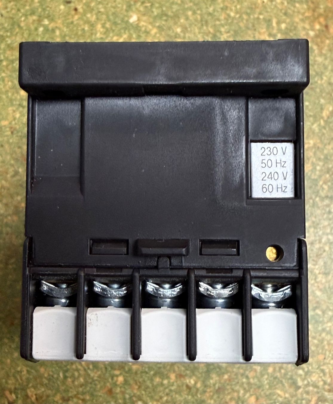 Eaton Componenti elettronici: Moeller DIL EM-10 Schütz, 230VAC – Usato da Rudolfstetten venduto da Aldo100 1