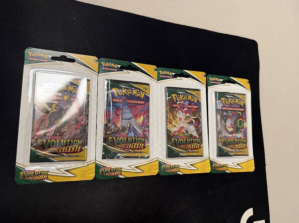 Pokémon Carte collezionabili: Artset Booster sous blister Évolution Céleste FR – Nuovo e nell'imballaggio originale da Lausanne venduto da Eliteshow 1
