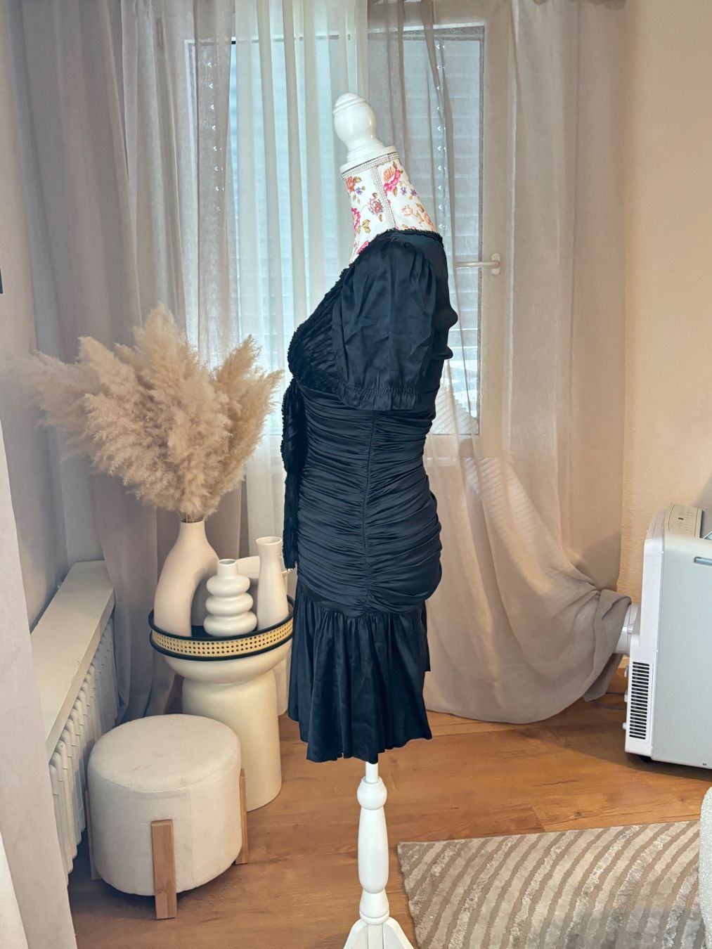 Dolce & Gabbana Vestiti: Dolce Gabbana Ruffle Silk Dress – Usato da St. Margrethen SG venduto da dijanaO 3